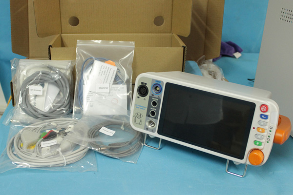 Monitor de pacientes veterinarios MSLMP25